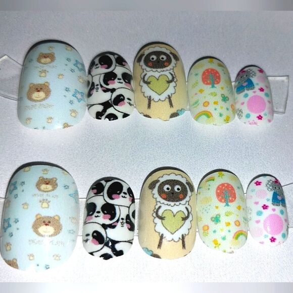 Kids custom 10pc  press on nails for girls and teens - Picture 6 of 6